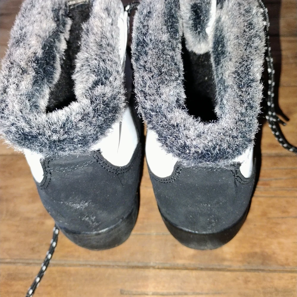 NEW With Box Weatherproof Linda Boots 8M White Faux Fur Winter Snow Boot - Picture 7 of 7